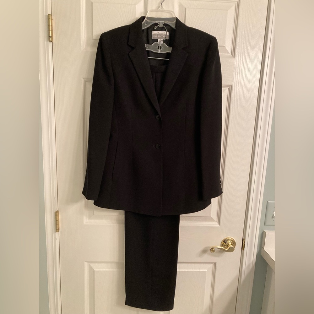 Vintage Casual Corner 2-piece Black Pantsuit